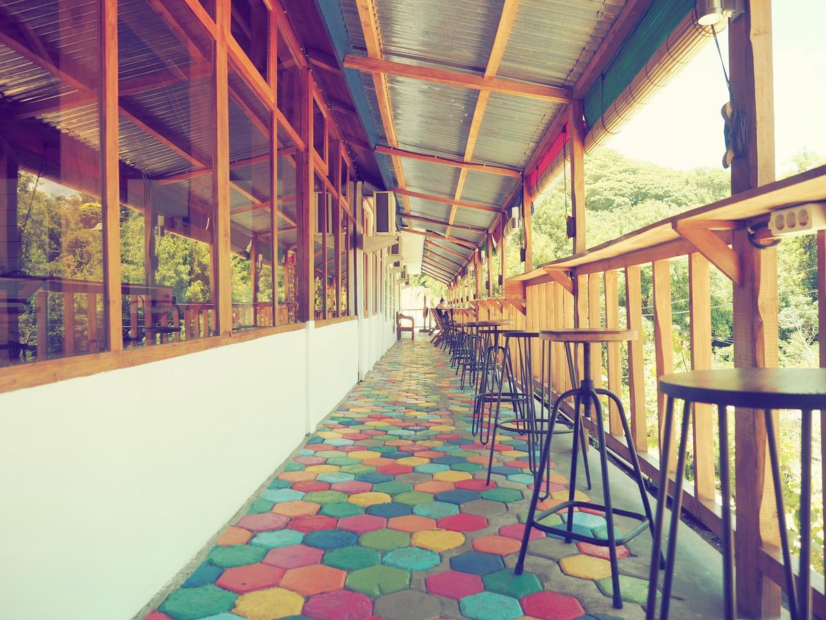 The Palm Komodo Labuan Bajo Exterior photo