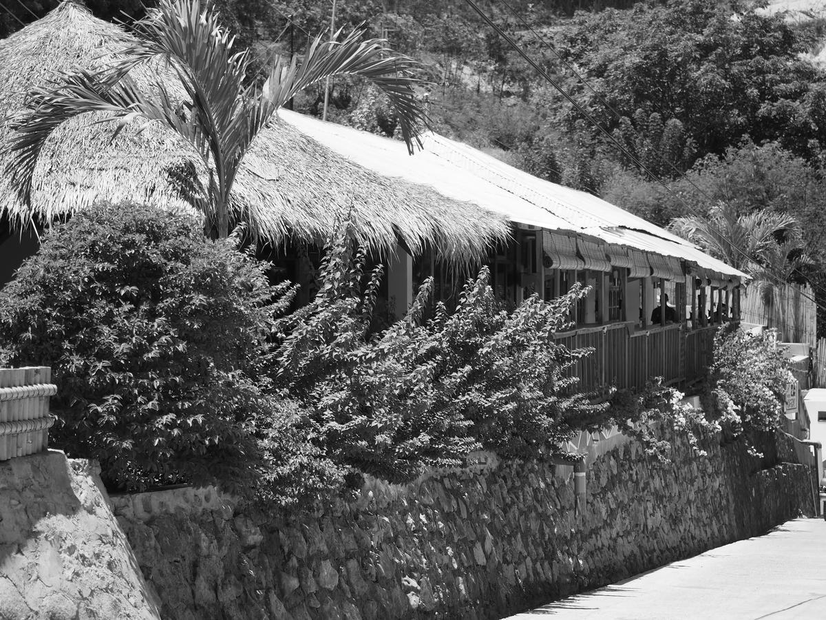 The Palm Komodo Labuan Bajo Exterior photo